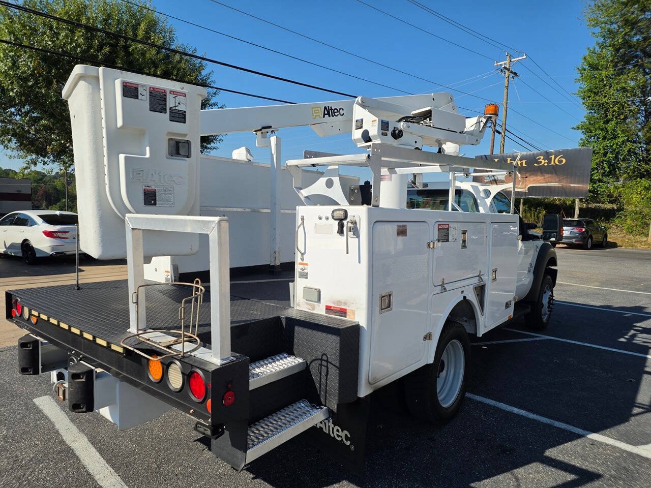 Used 2014 Ford F450 XL w/ Power Equipment Group RWD image 6