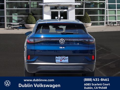 Used 2023 Volkswagen ID.4 Pro RWD image 5