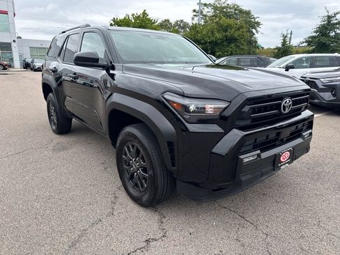 Used 2026 Toyota 4Runner SR5 AWD/4WD image 10