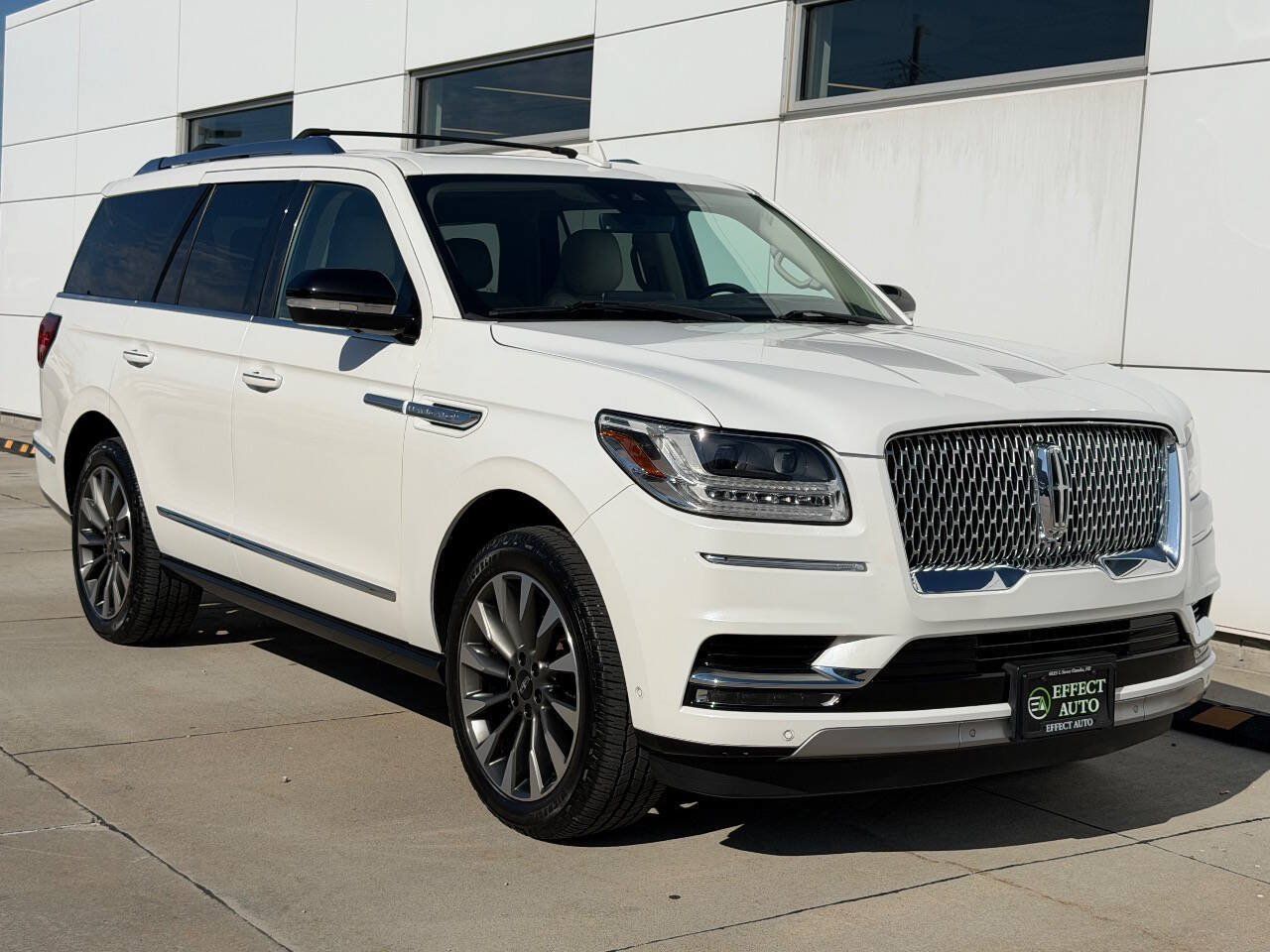 Used 2021 Lincoln Navigator Reserve w/ Luxury Package AWD/4WD image 8