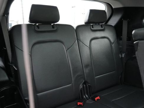 Used 2017 Hyundai Santa Fe SE w/ SE Ultimate Tech Package 03 image 19