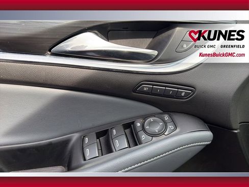 Used 2024 Buick Enclave Premium AWD/4WD image 19