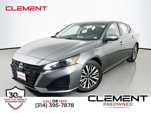 Used 2023 Nissan Altima 2.5 SV FWD image 1