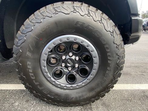 Certified 2025 Ford F150 Raptor image 31