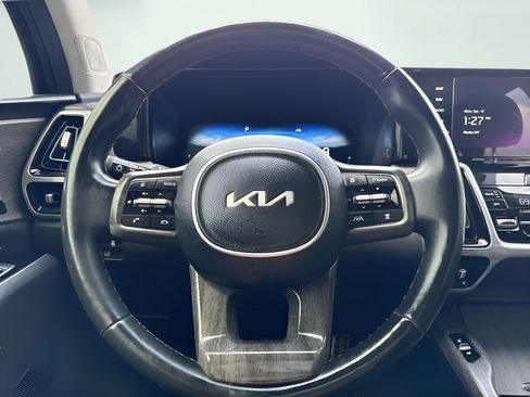 Used 2023 Kia Sorento SX Prestige AWD/4WD image 11