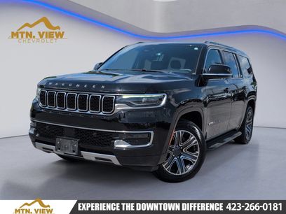 Used 2024 Jeep Wagoneer L Series II w/ Flexible Seating Group