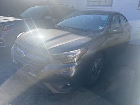 Used 2025 Subaru Legacy Limited image 5