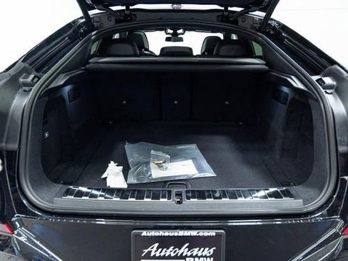 New 2026 BMW X6 xDrive40i image 13