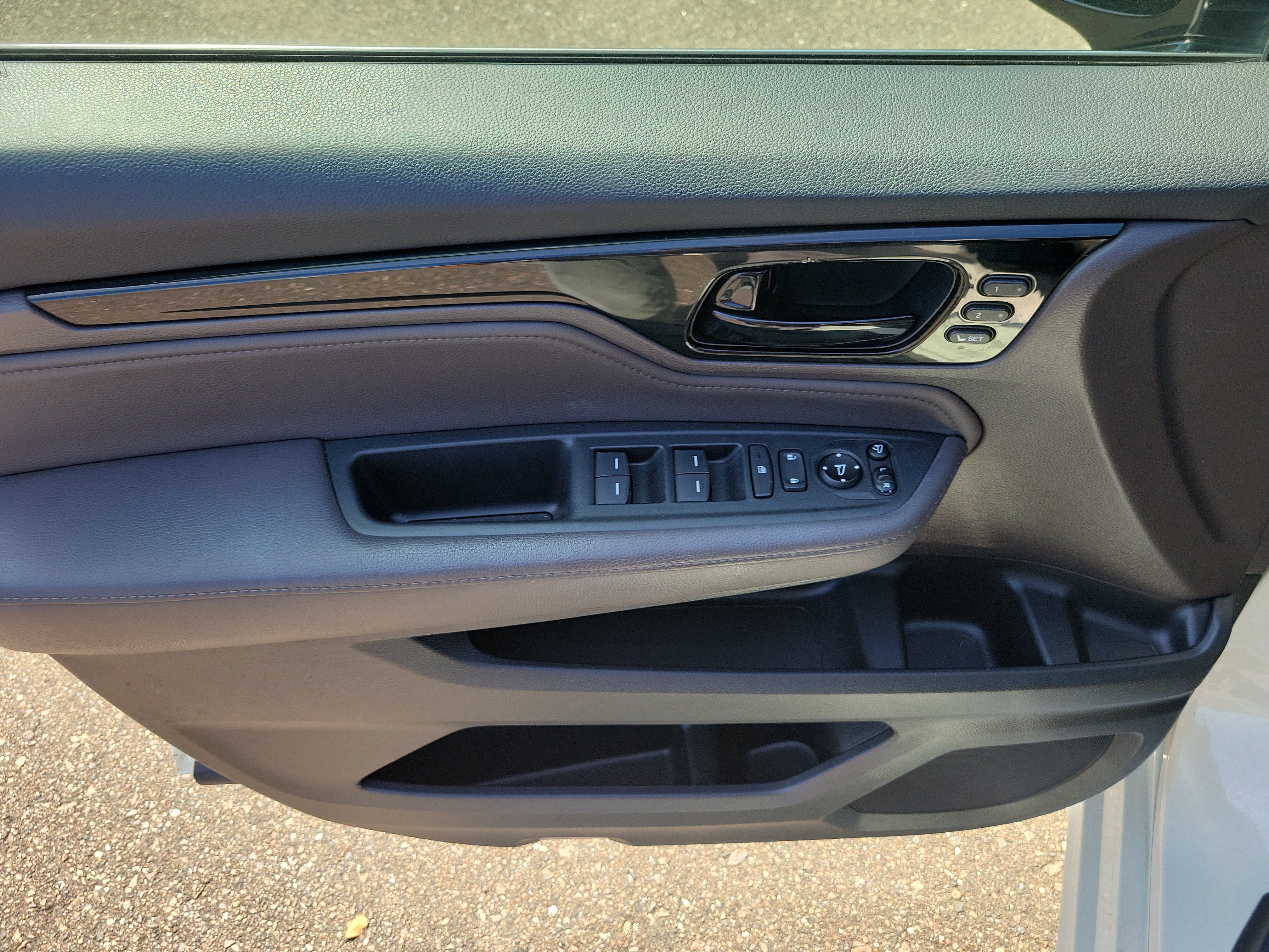 Used 2018 Honda Odyssey Elite image 23