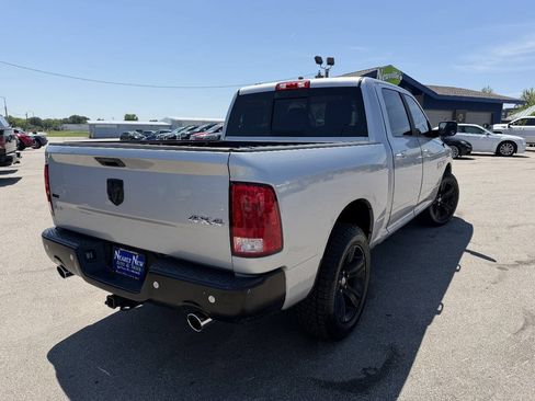 Used 2017 RAM 1500 Classic SLT w/ SLT Plus D←cor Group AWD/4WD image 7
