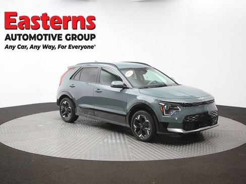 Used 2023 Kia Niro Wind w/ Wind Preserve Package FWD image 47