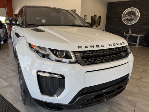 Used 2019 Land Rover Range Rover Evoque SE Premium image 1
