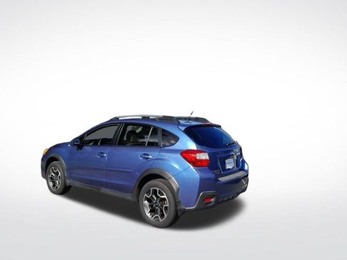 Used 2016 Subaru Crosstrek 2.0i Premium w/ Moonroof Package AWD/4WD image 6