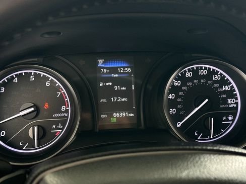 Used 2024 Toyota Camry SE FWD image 20