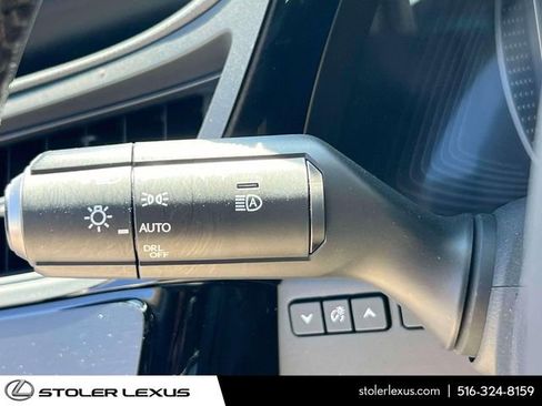 Certified 2023 Lexus ES 350 w/ Premium Package FWD image 28