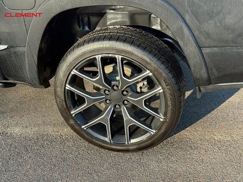 Used 2021 RAM 1500 Limited image 4