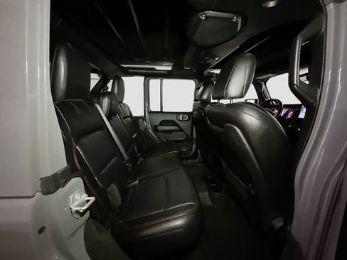 Used 2021 Jeep Wrangler Unlimited Rubicon image 21