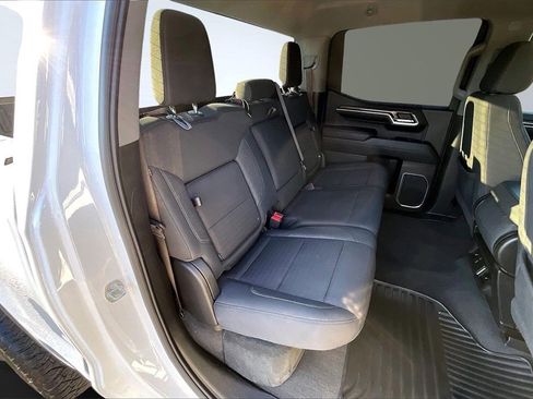 Used 2024 GMC Sierra 1500 Elevation w/ LPO, Elevation Black Package image 27