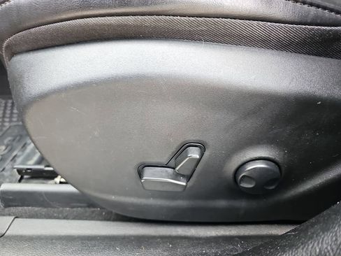 Used 2022 Jeep Cherokee Trailhawk w/ Comfort/Convenience Group image 31