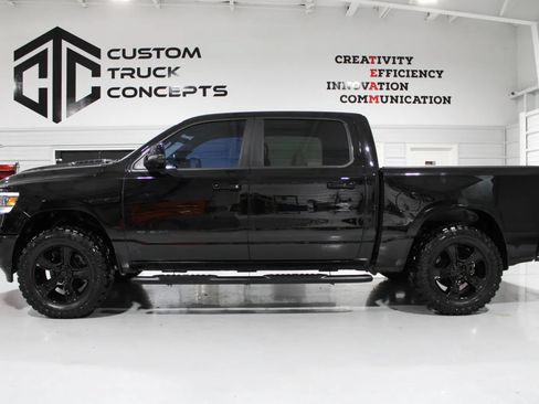 Used 2024 RAM 1500 Laramie AWD/4WD image 35