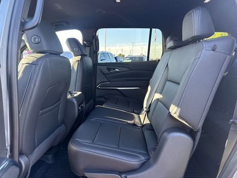 New 2026 Chevrolet Traverse LT w/ LPO, Floor Liner Package FWD image 13