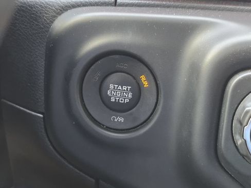Used 2018 Jeep Wrangler Unlimited Rubicon AWD/4WD image 19