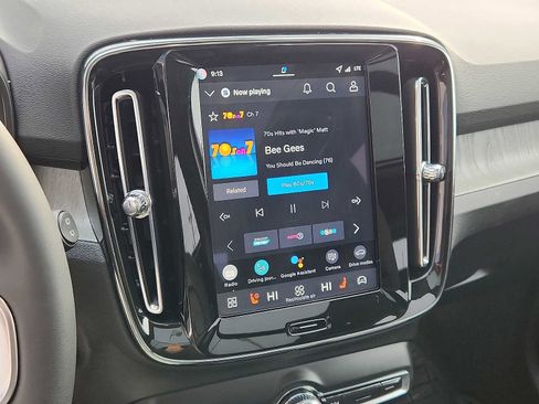 Used 2026 Volvo XC40 B5 Ultra image 15