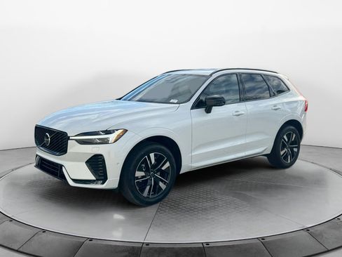 New 2026 Volvo XC60 B5 Plus w/ Protection Package Premier image 3