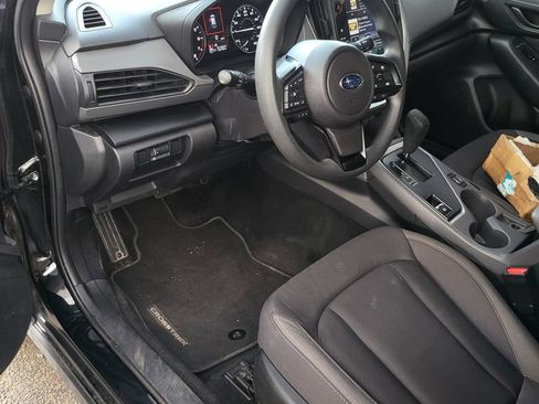 Used 2025 Subaru Crosstrek 2.5i Premium AWD/4WD image 3