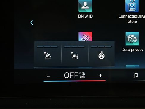 Used 2025 BMW X3 xDrive30i w/ Premium Package image 24