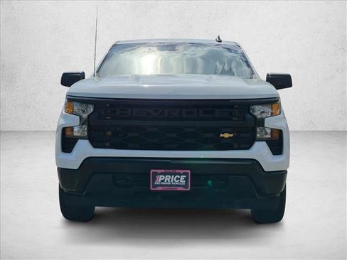 Used 2023 Chevrolet Silverado 1500 W/T w/ Trailering Package AWD/4WD image 2