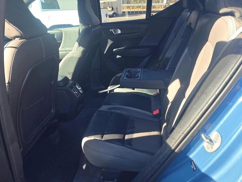 Used 2024 Volvo XC40 Recharge Core w/ Protection Package Premier image 6