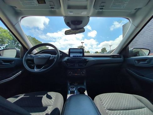 Used 2025 Ford Escape Active AWD/4WD image 25