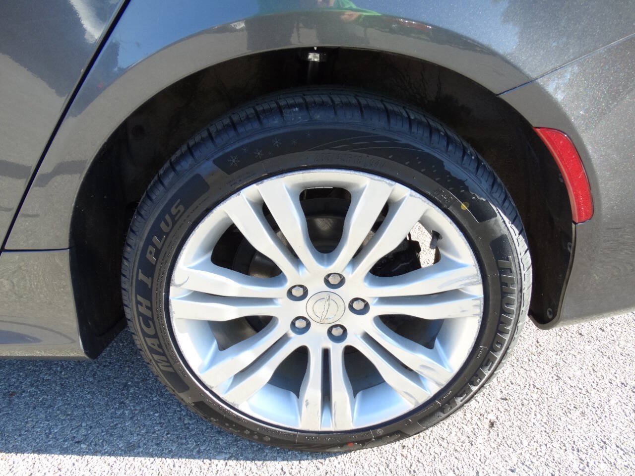 Used 2016 Chrysler 200 Limited FWD image 39