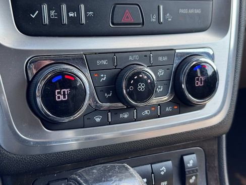 Used 2014 GMC Acadia SLT AWD/4WD image 12