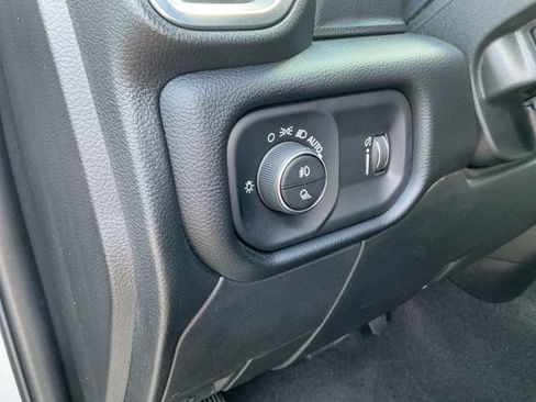 Used 2026 RAM 2500 Big Horn AWD/4WD image 28