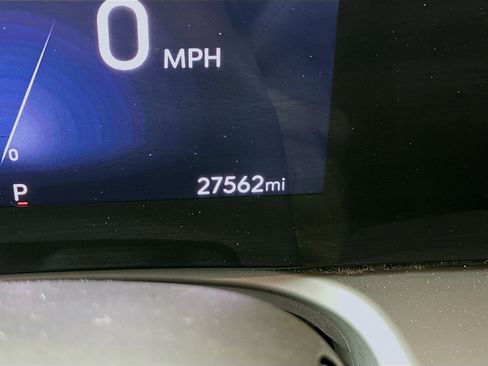 Used 2025 Buick Encore GX Preferred FWD image 19