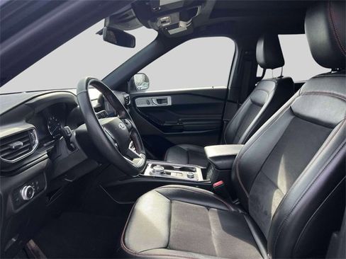 Used 2022 Ford Explorer ST-Line image 20