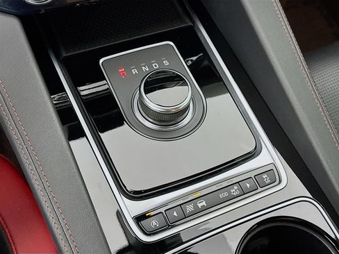 Used 2017 Jaguar F-PACE S image 20