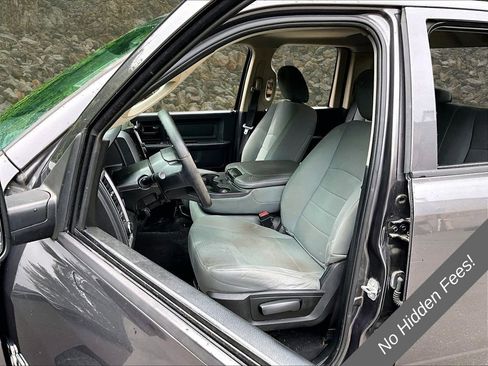 Used 2018 RAM 1500 Express AWD/4WD image 22