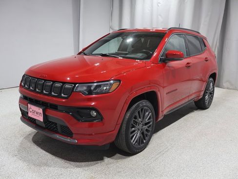 Used 2022 Jeep Compass Limited image 6