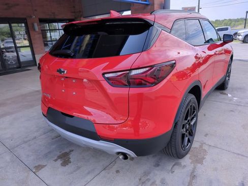 Used 2022 Chevrolet Blazer LT FWD image 9