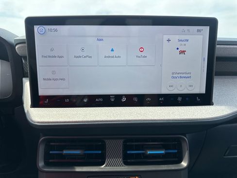 New 2025 Ford Maverick XLT w/ XLT Luxury Package image 38