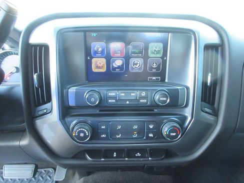 Certified 2018 Chevrolet Silverado 1500 LT AWD/4WD image 28