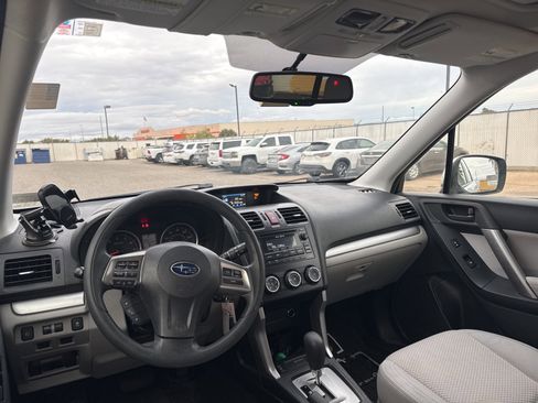 Used 2014 Subaru Forester 2.5i Premium w/ All-Weather Package image 10