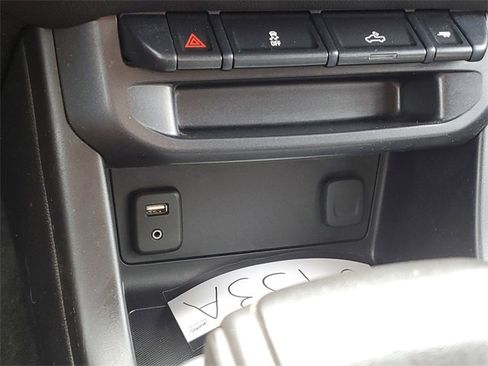 Used 2018 Chevrolet Colorado LT w/ LT Convenience Package image 29