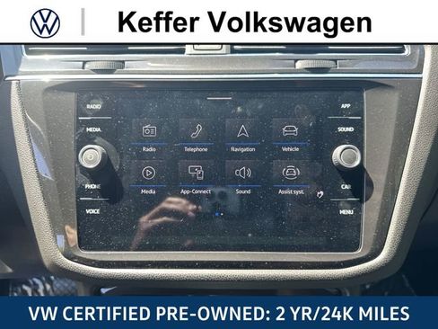 Certified 2023 Volkswagen Tiguan SE FWD image 25