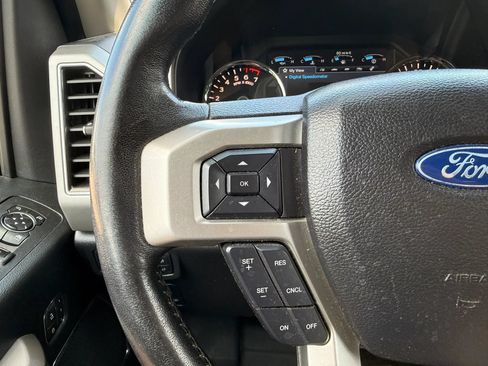 Used 2020 Ford F150 Lariat AWD/4WD image 19
