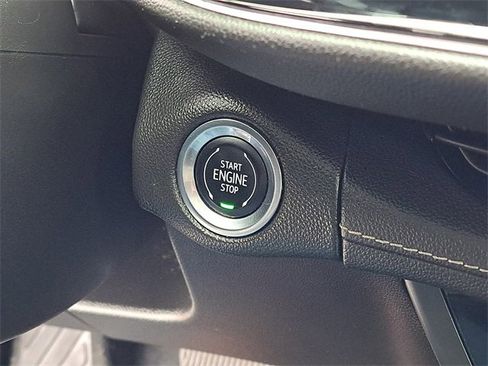 Used 2021 Buick Envision Avenir w/ Technology Package II image 15