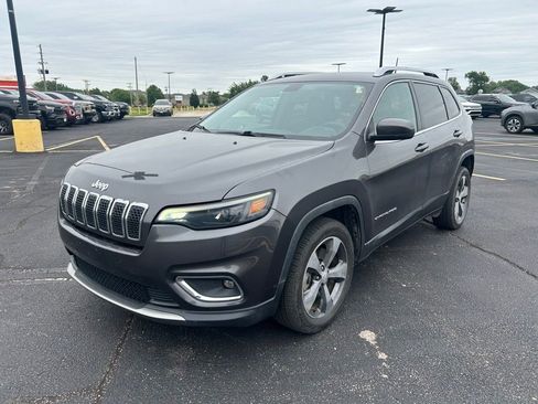 Used 2019 Jeep Cherokee Limited FWD image 6